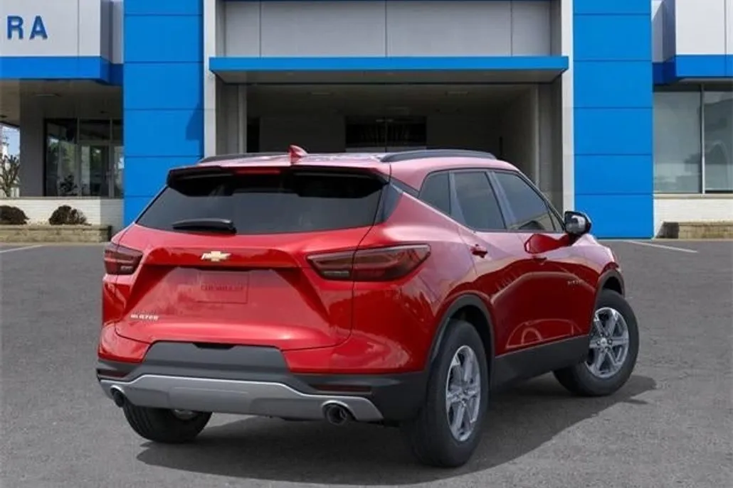 2025 Chevrolet Blazer 2LT photo 1