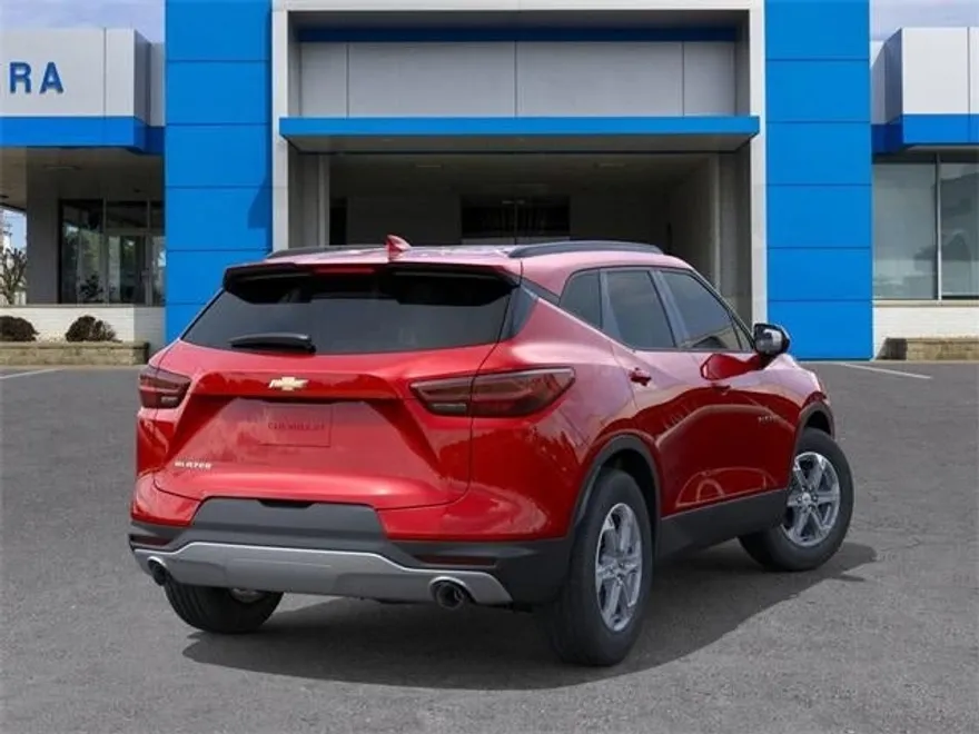 2025 Chevrolet Blazer 2LT photo 1