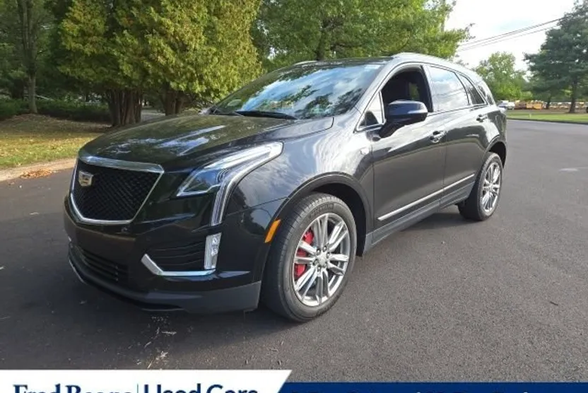 2023 Cadillac XT5 Sport photo 1
