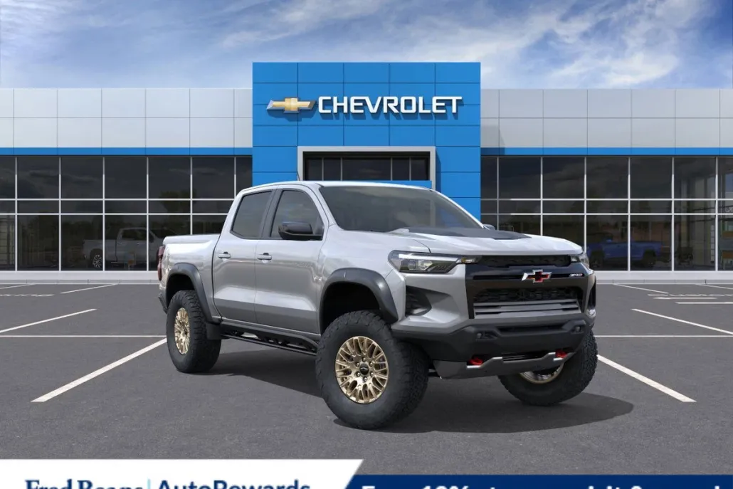 2025 Chevrolet Colorado ZR2 photo 1