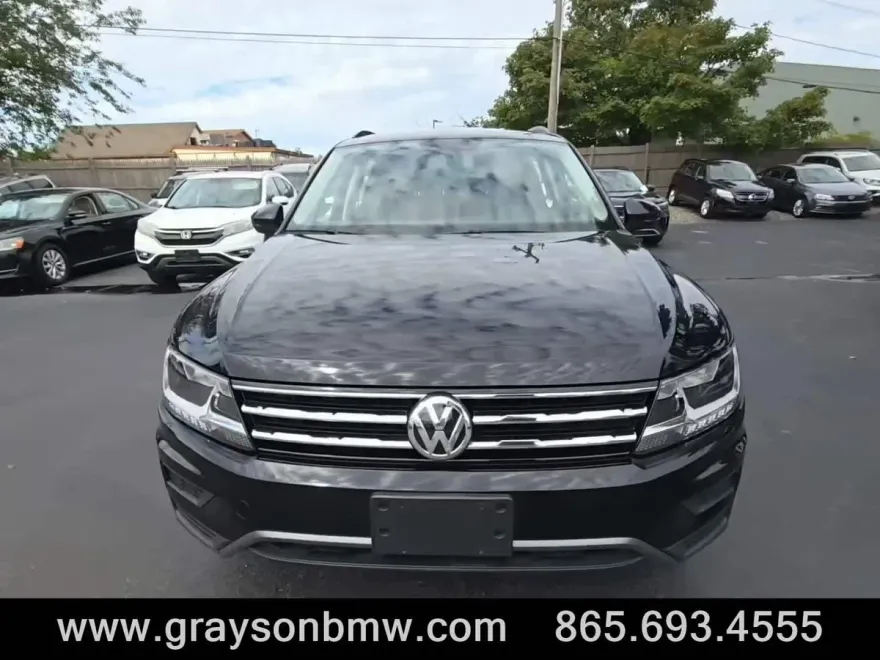 2021 Volkswagen Tiguan S photo 1