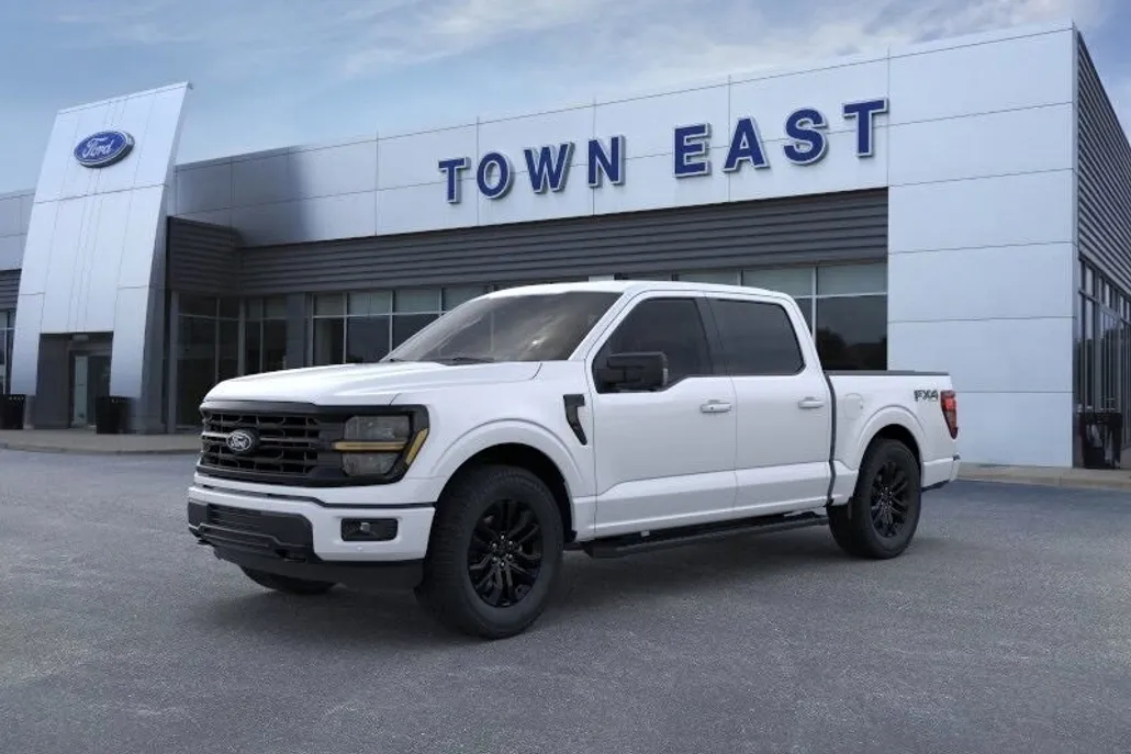 2025 Ford F-150 XLT photo 1