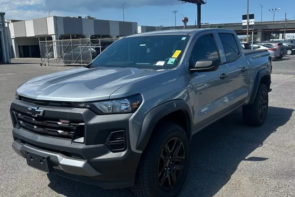 2023 Chevrolet Colorado Trail Boss photo 1