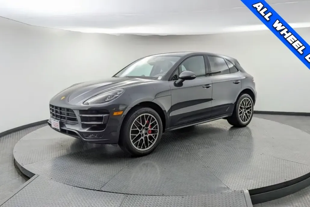 2018 Porsche Macan Turbo photo 1