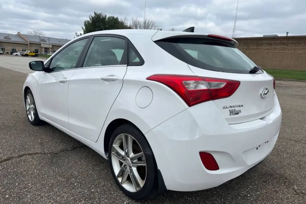 2013 Hyundai Elantra GT photo 1