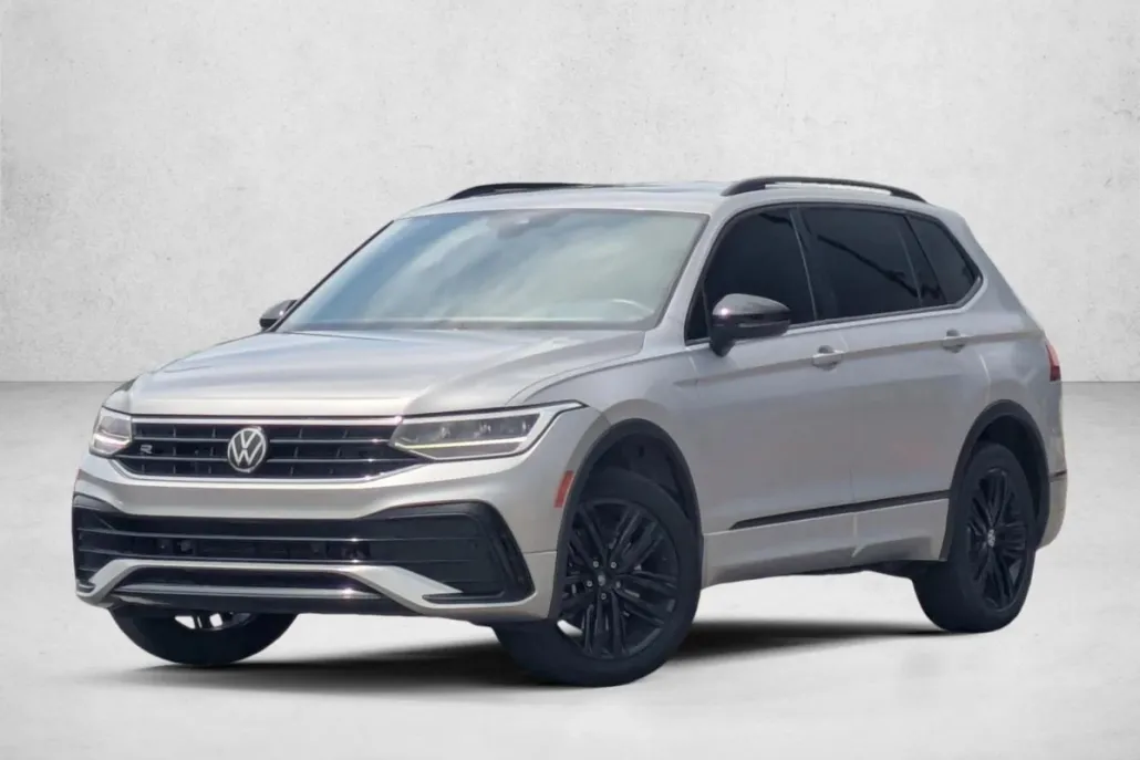 2022 Volkswagen Tiguan SE R-Line Black photo 1