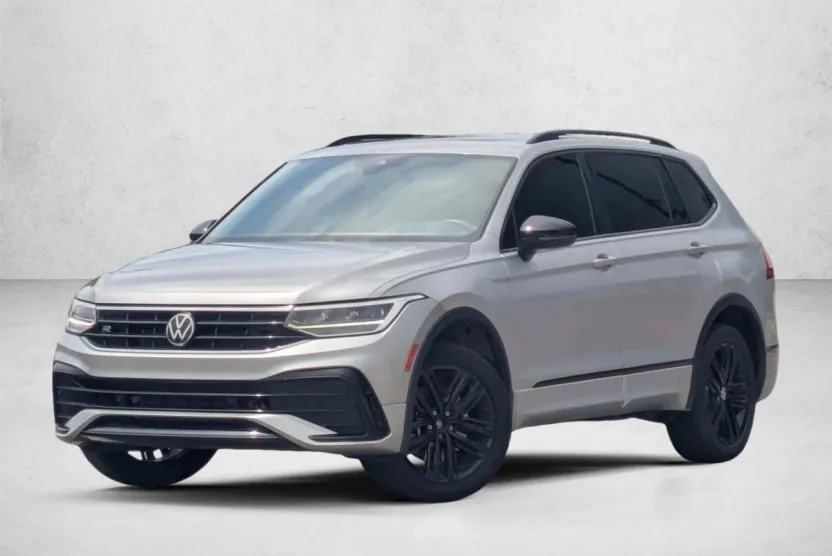 2022 Volkswagen Tiguan SE R-Line Black photo 1