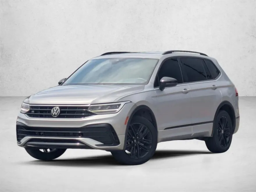 2022 Volkswagen Tiguan SE R-Line Black photo 1