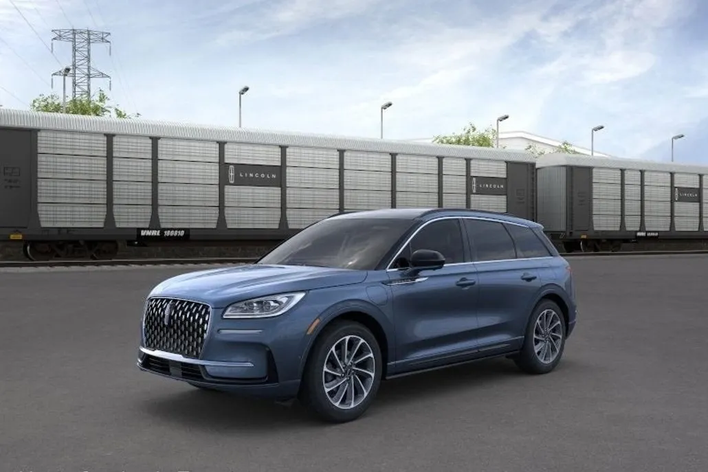 2025 Lincoln Corsair Grand Touring photo 1