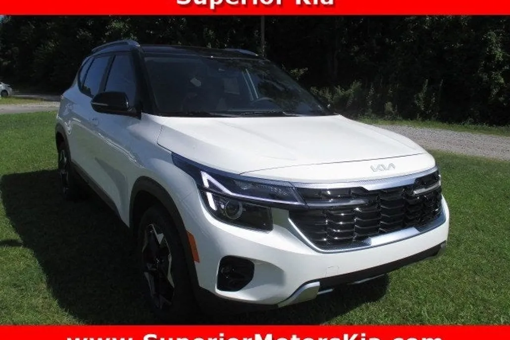 2025 Kia Seltos S photo 1