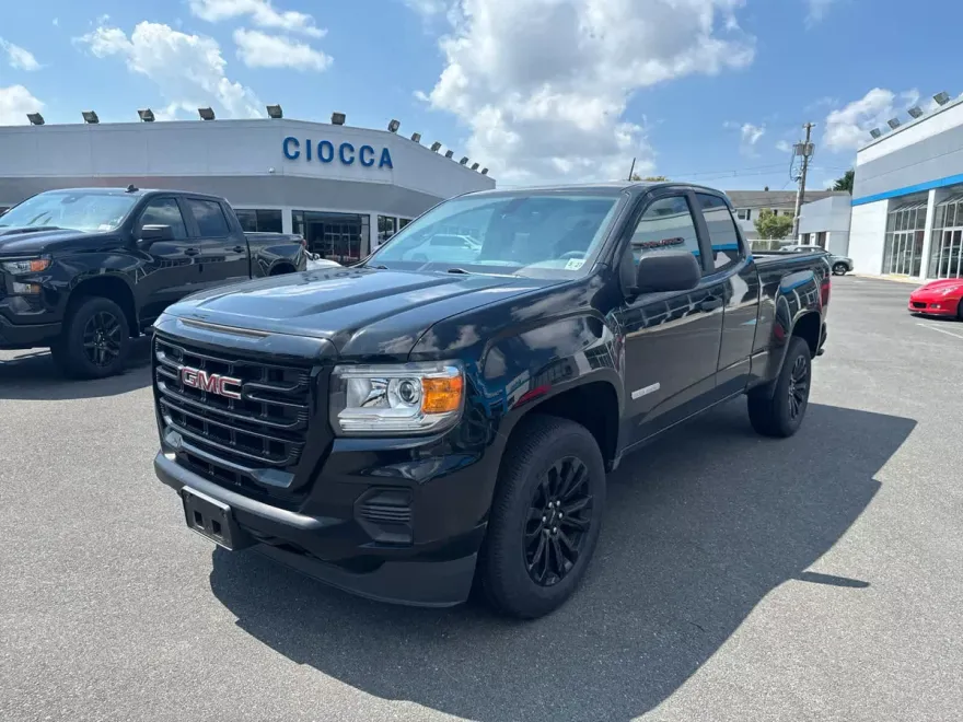 2022 Gmc Canyon Elevation Standard photo 1
