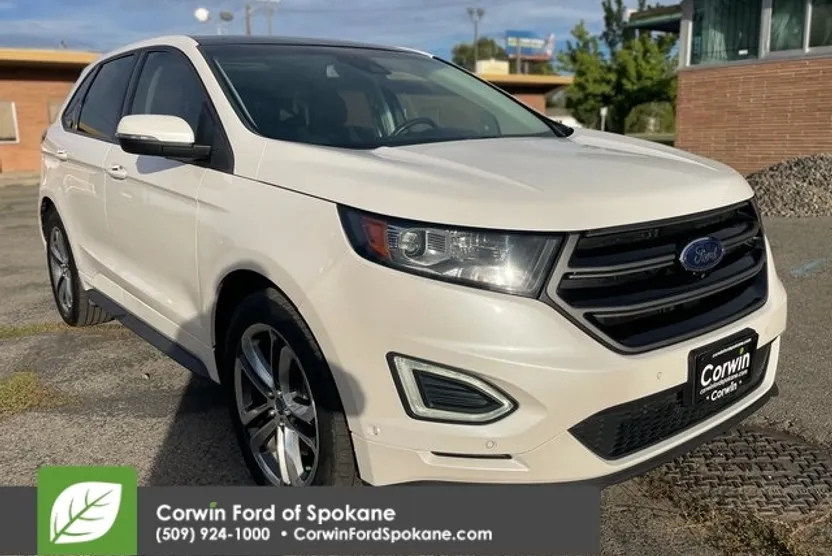 2015 Ford Edge Sport photo 1