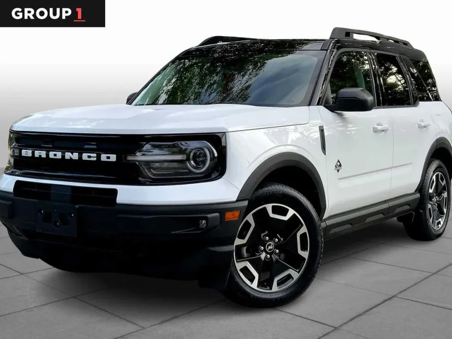 2024 Ford Bronco Sport Outer Banks photo 1