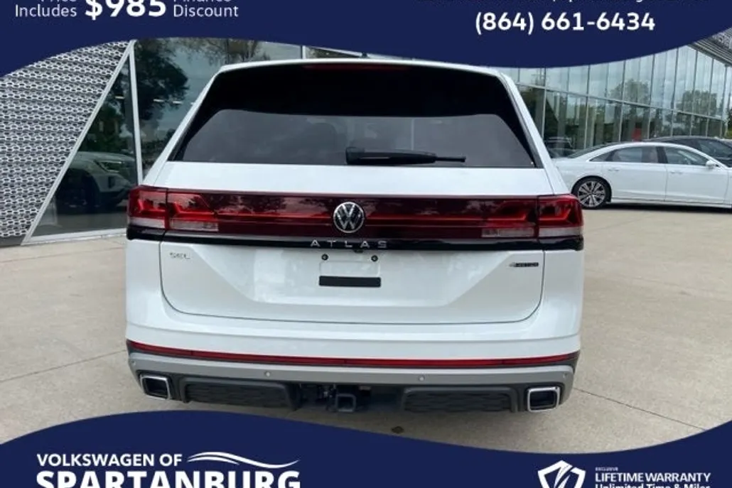 2024 Volkswagen Atlas Peak Edition SEL photo 1