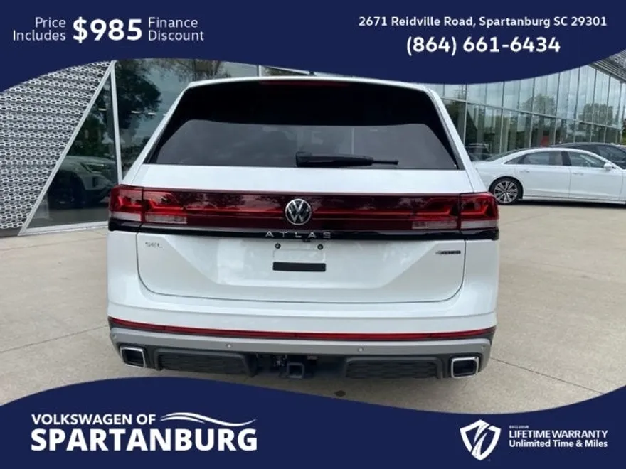 2024 Volkswagen Atlas Peak Edition SEL photo 1