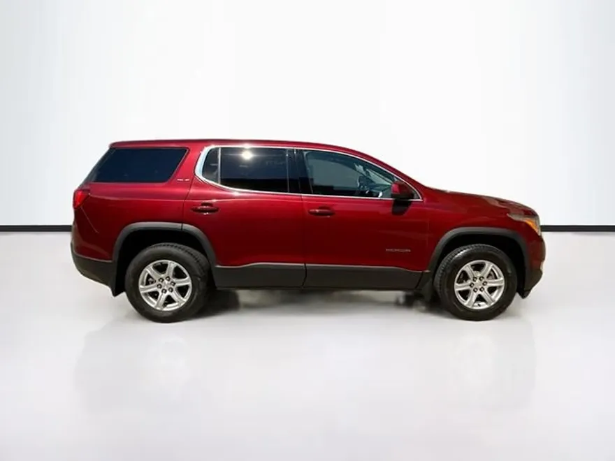 2017 Gmc Acadia SLE photo 1