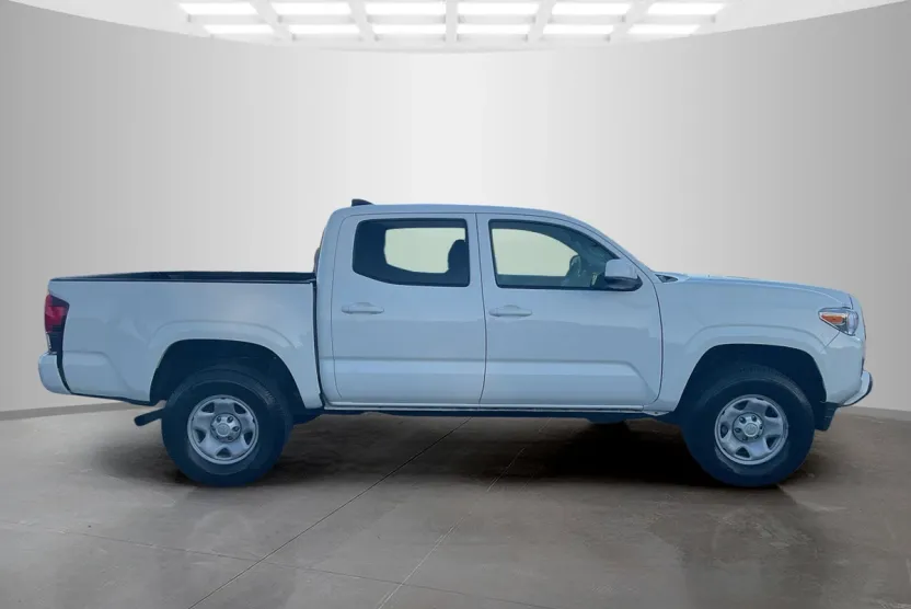 2021 Toyota Tacoma SR 4x4 photo 1