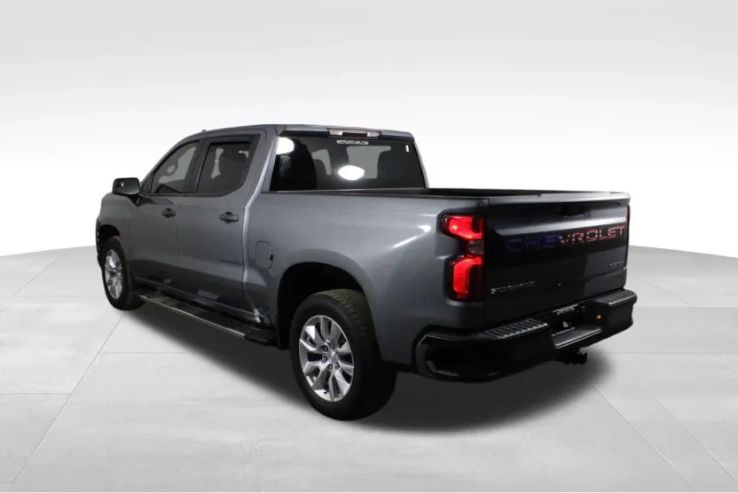 2022 Chevrolet Silverado 1500 Custom photo 1