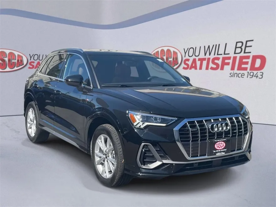 2022 Audi Q3 S line Premium Plus photo 1