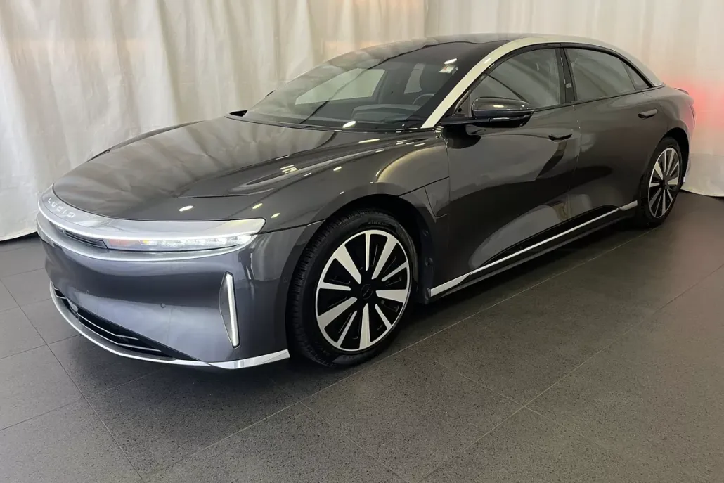 2023 Lucid Air Touring photo 1