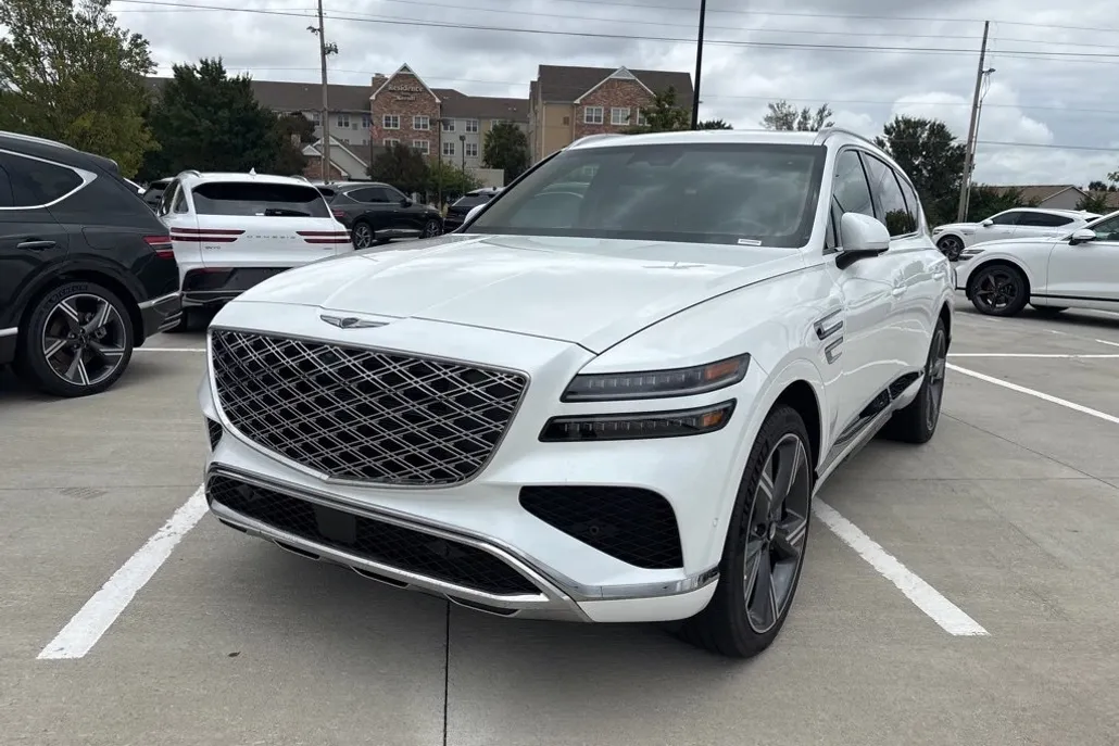 2025 Genesis GV80 2.5T Prestige AWD photo 1
