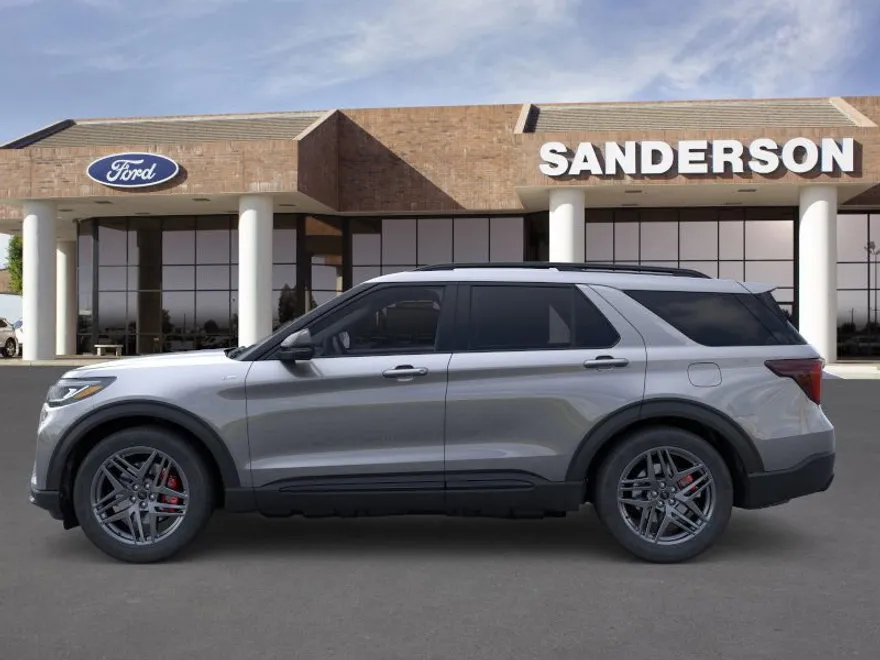 2025 Ford Explorer ST-Line photo 1