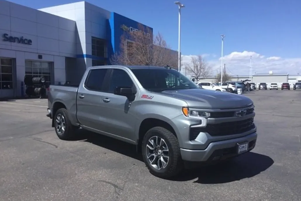 2025 Chevrolet Silverado 1500 RST photo 1