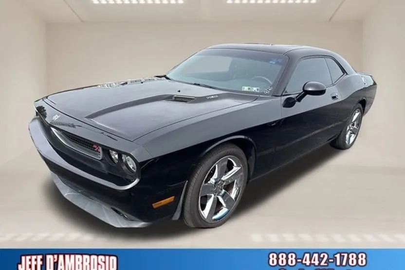 2010 Dodge Challenger R/T photo 1