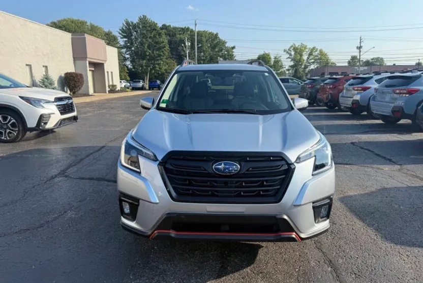 2024 Subaru Forester Sport photo 1