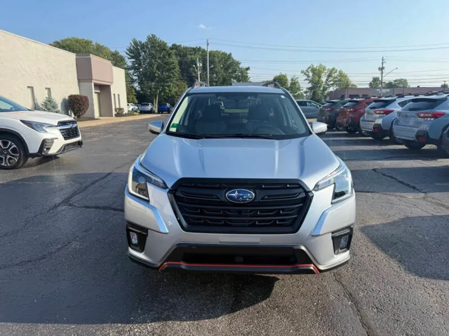 2024 Subaru Forester Sport photo 1
