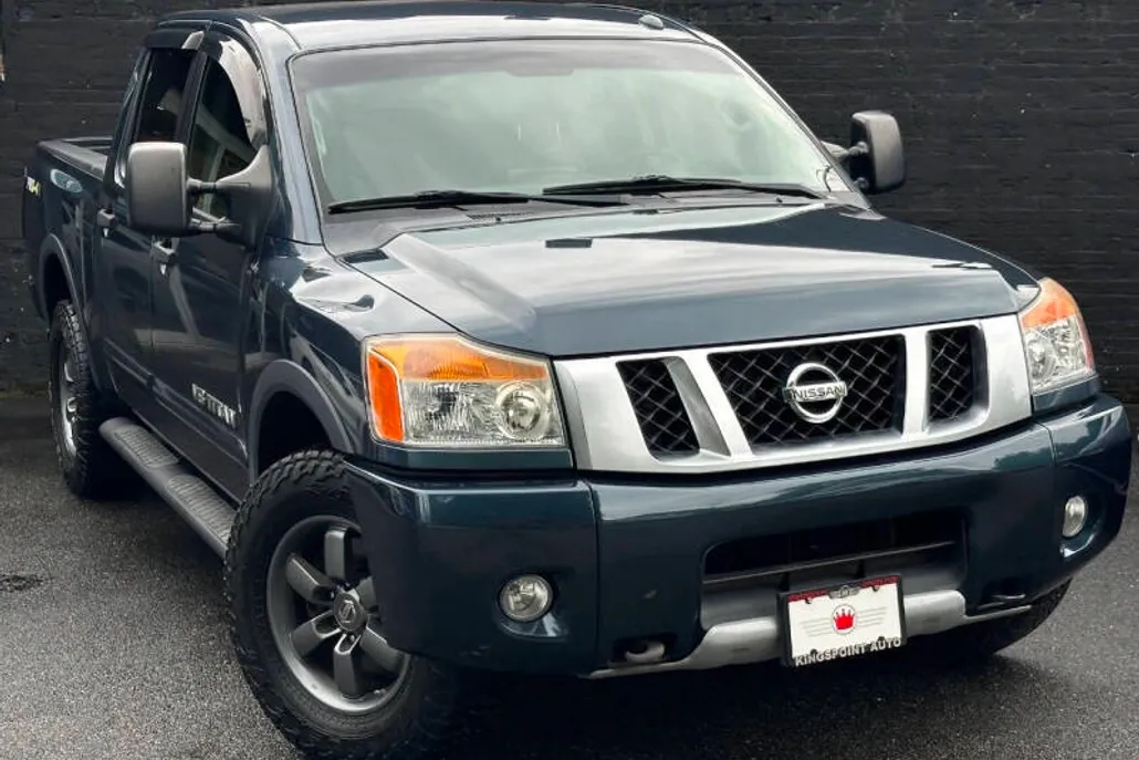 2014 Nissan Titan PRO-4X photo 1