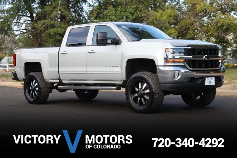 2017 Chevrolet Silverado 1500 photo 1