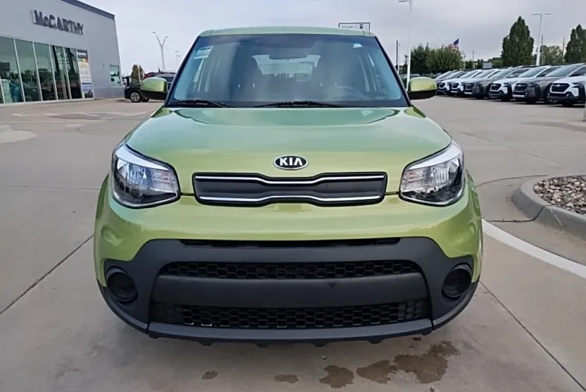 2017 Kia Soul Base photo 1