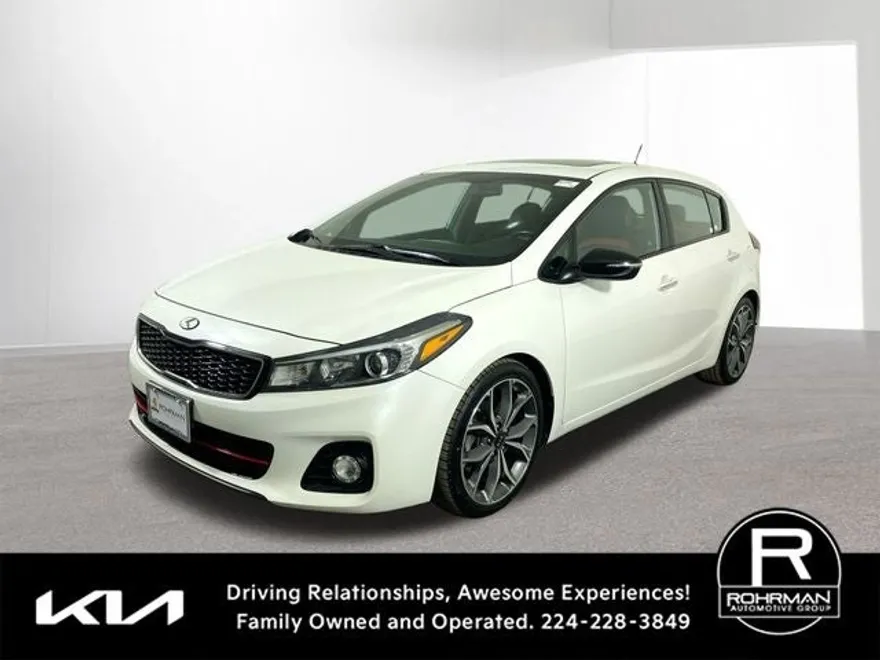 2017 Kia Forte SX photo 1