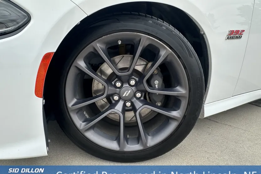 2020 Dodge Charger Scat Pack photo 1