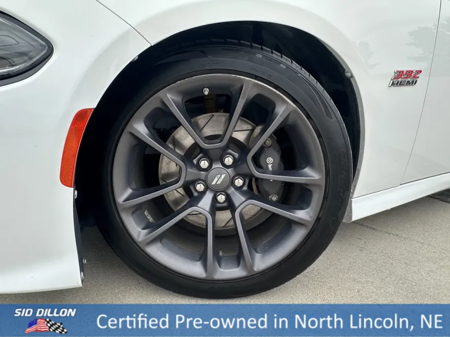 2020 Dodge Charger Scat Pack photo 1