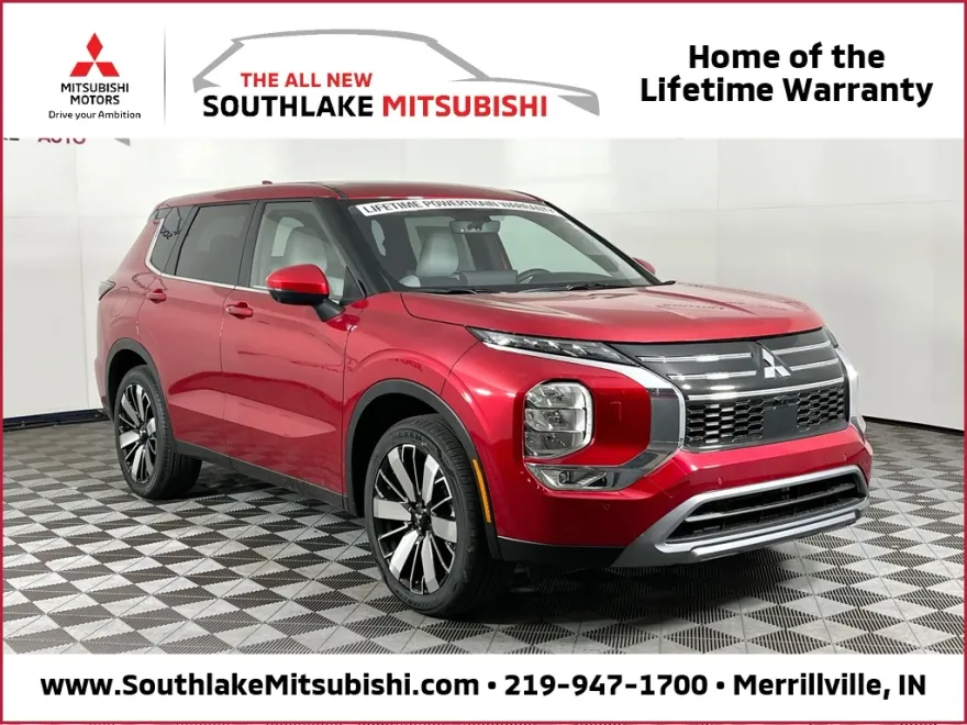 2025 Mitsubishi Outlander SE photo 1