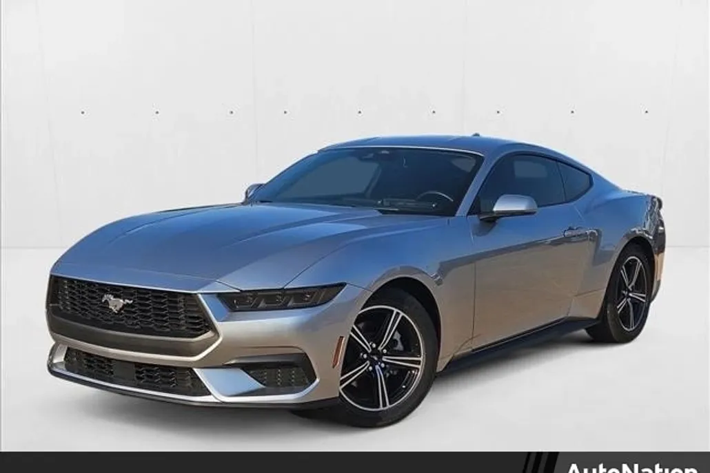 2025 Ford Mustang EcoBoost photo 1