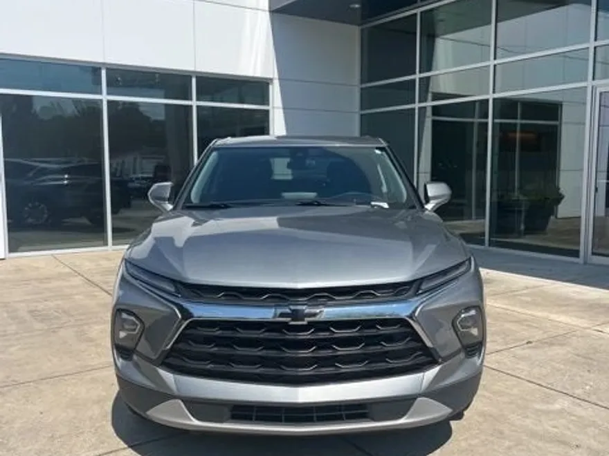2023 Chevrolet Blazer 2LT photo 1