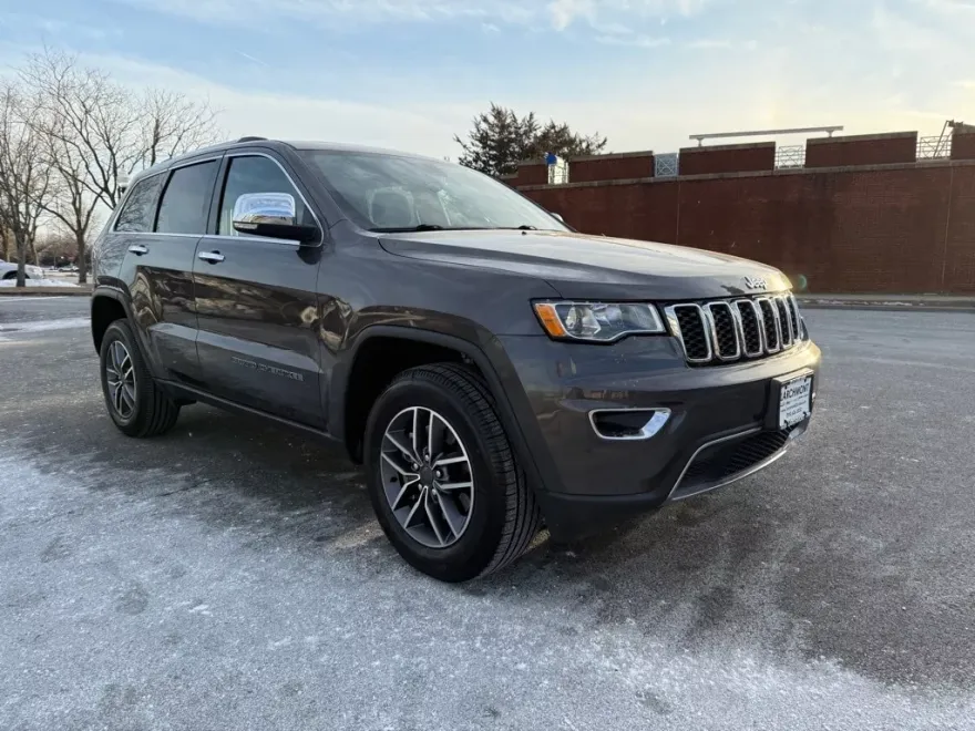 2021 Jeep Grand Cherokee Limited photo 1