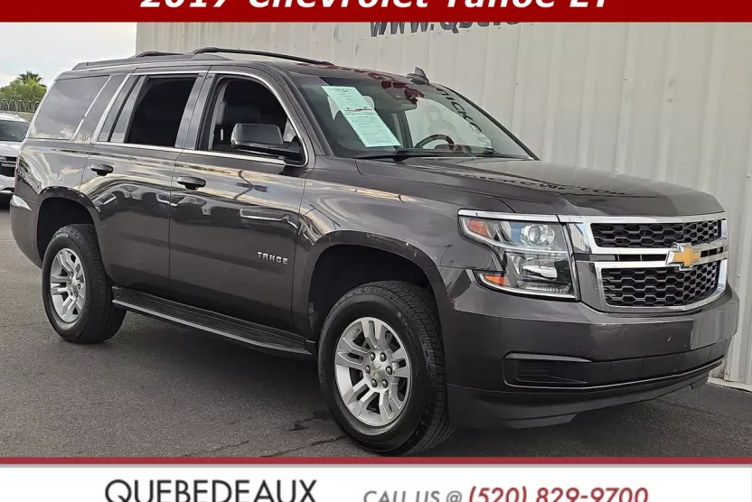2017 Chevrolet Tahoe LT photo 1