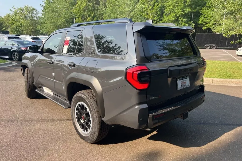 2025 Toyota 4Runner TRD Off-Road photo 1