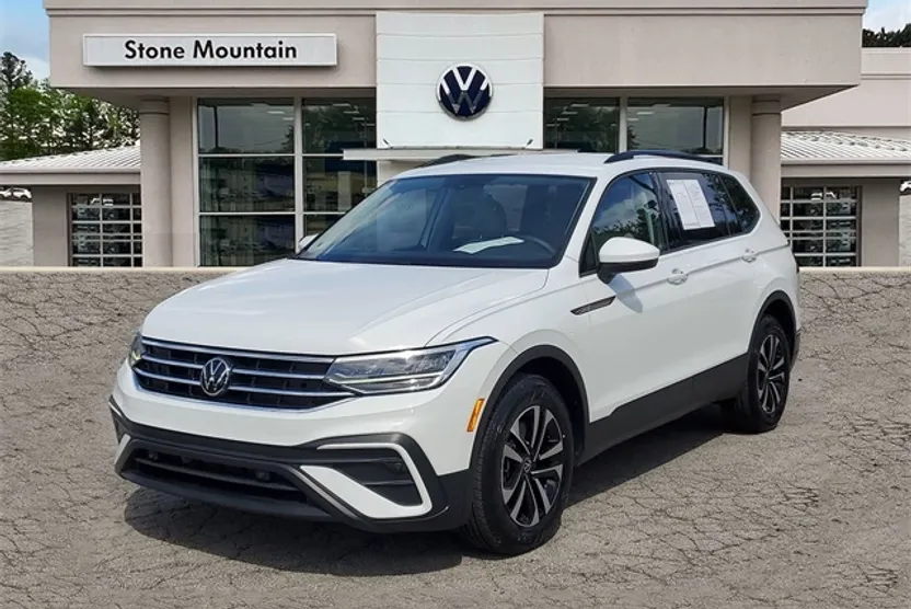 2023 Volkswagen Tiguan S photo 1