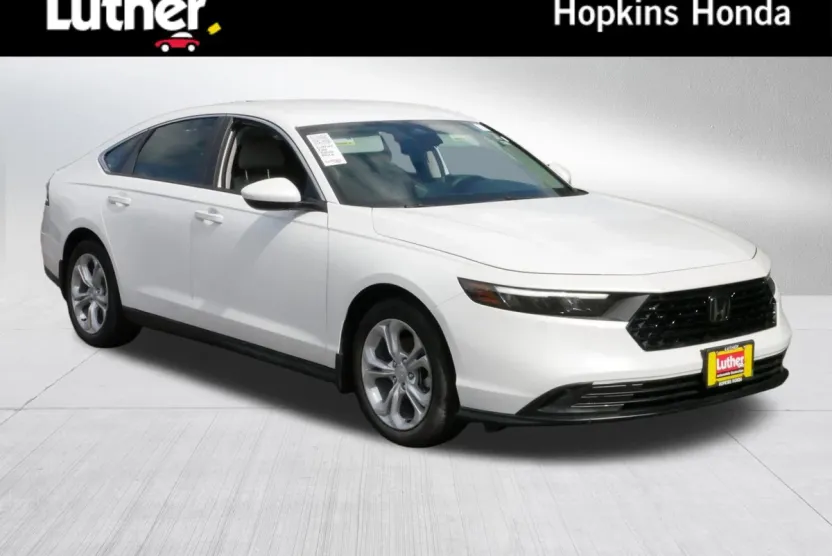 2023 Honda Accord 1.5T LX photo 1