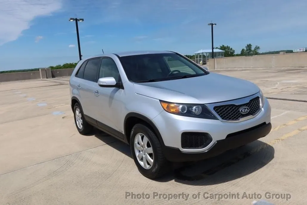 2012 Kia Sorento V6 LX photo 1