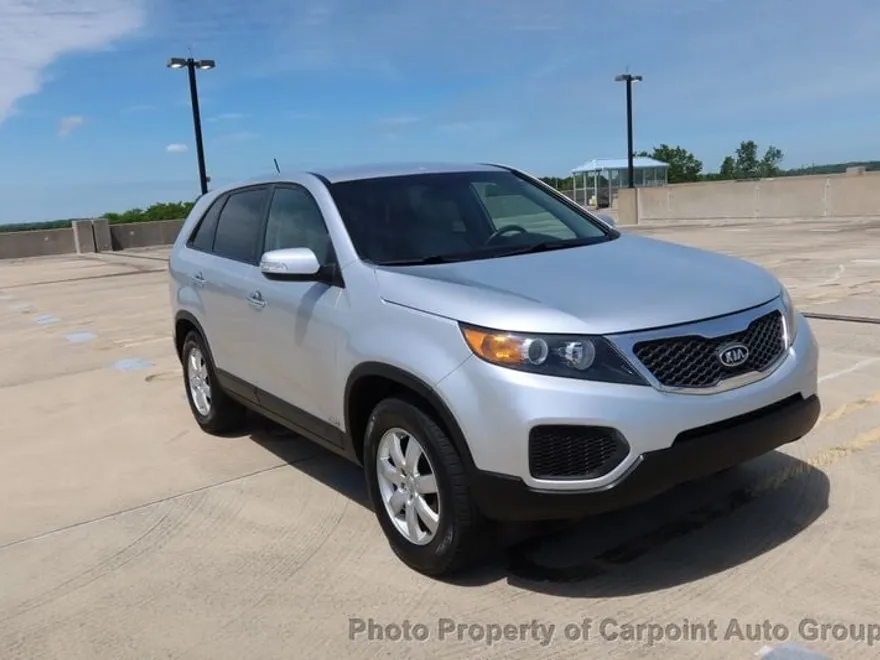 2012 Kia Sorento V6 LX photo 1