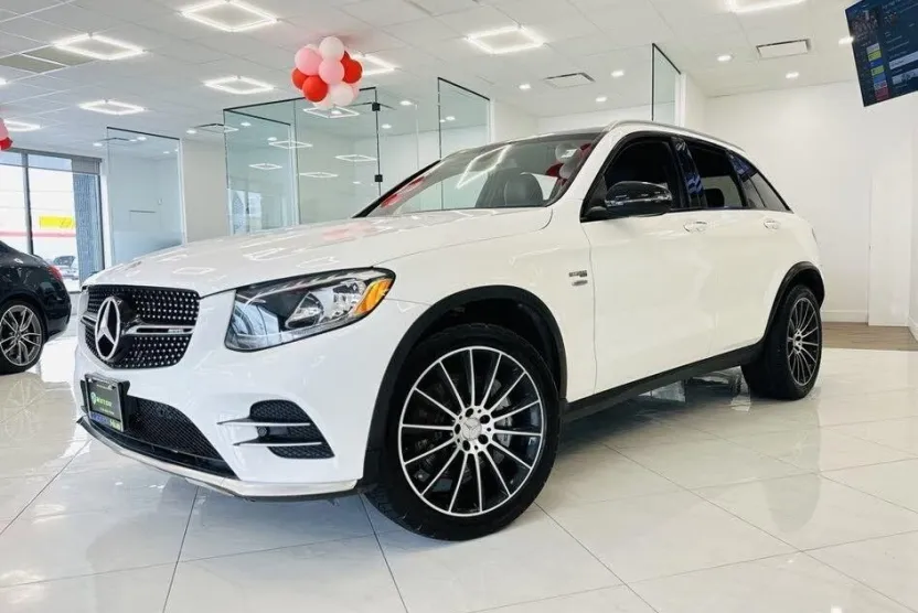 2017 Mercedes Benz GLC AMG 43 photo 1