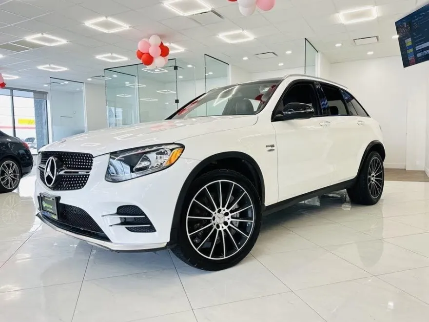 2017 Mercedes Benz GLC AMG 43 photo 1