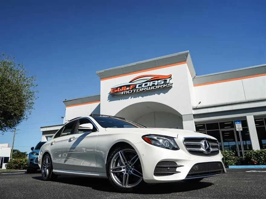 2019 Mercedes Benz E 300 photo 1