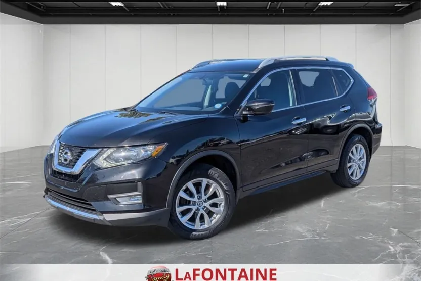 2017 Nissan Rogue S photo 1